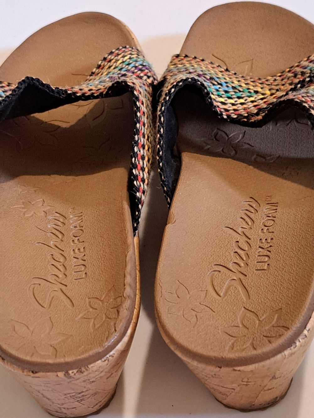 Skechers Cork Wedge Multi Color Strap, Size 8 Height 2.5 inches - Picture 6 of 10
